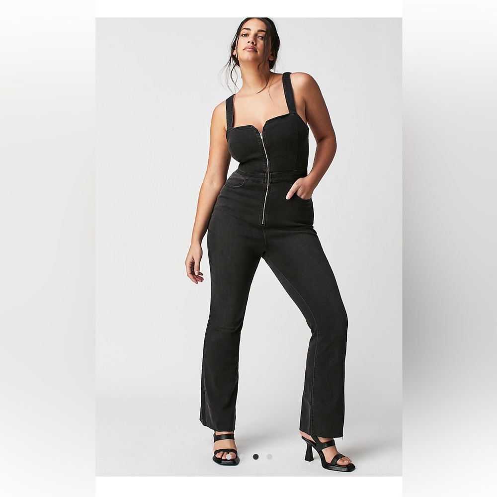 CRVY 2nd Ave One Piece
